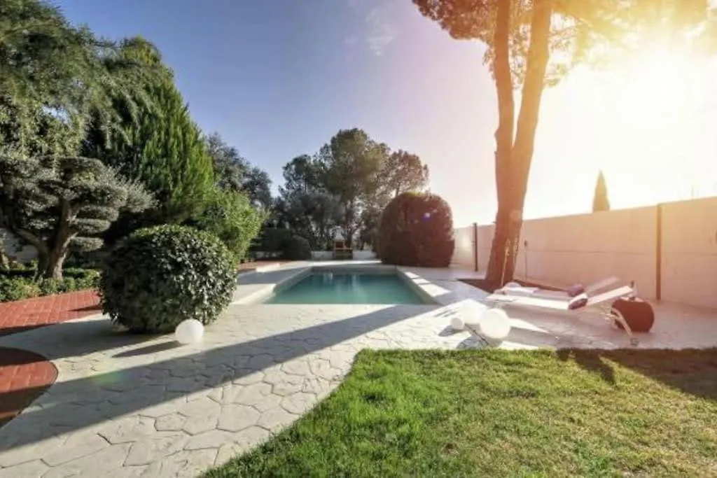 Rentitspain Grand Luxury Villa Piscina & Jacuzzi Granada Albolote 0*,  Spain