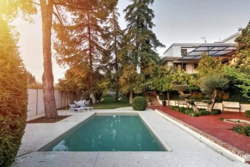 Rentitspain Grand Luxury Villa Piscina & Jacuzzi Granada Albolote