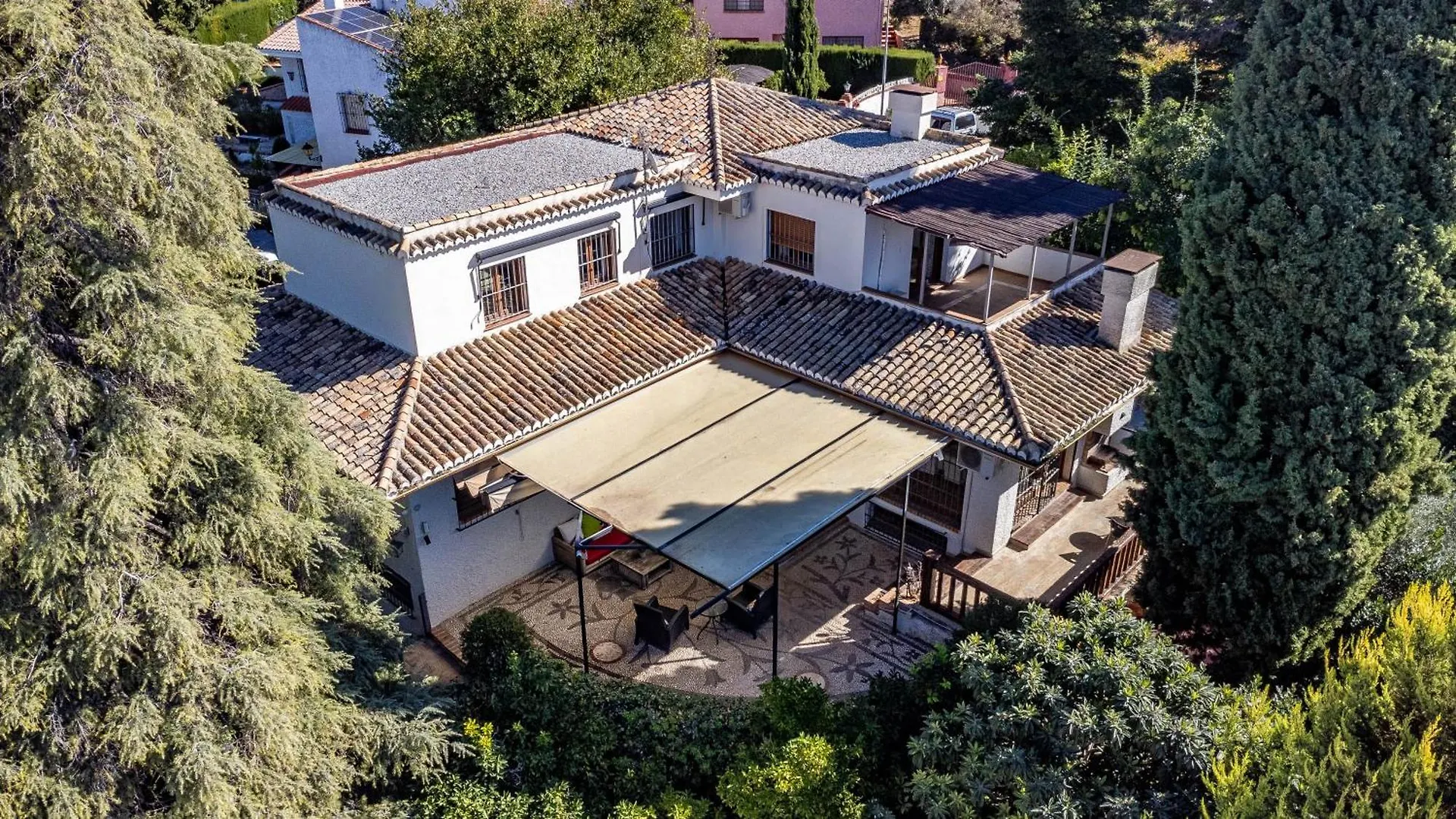 Rentitspain Grand Luxury Villa Piscina & Jacuzzi Granada Albolote